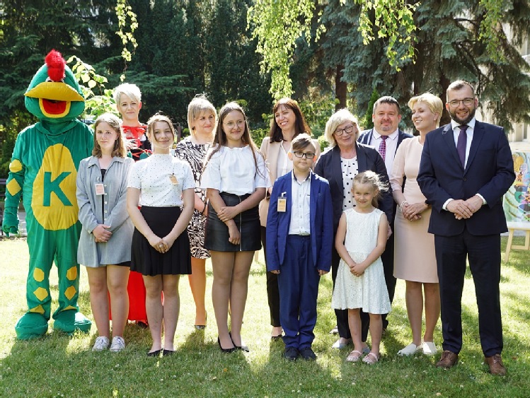 Bezpieczeństwo dzieci w gospodarstwach rolnych – finał konkursu plastycznego KRUS